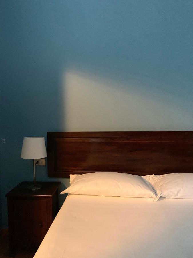 Albergo Bologna วาเรเซ ภายนอก รูปภาพ