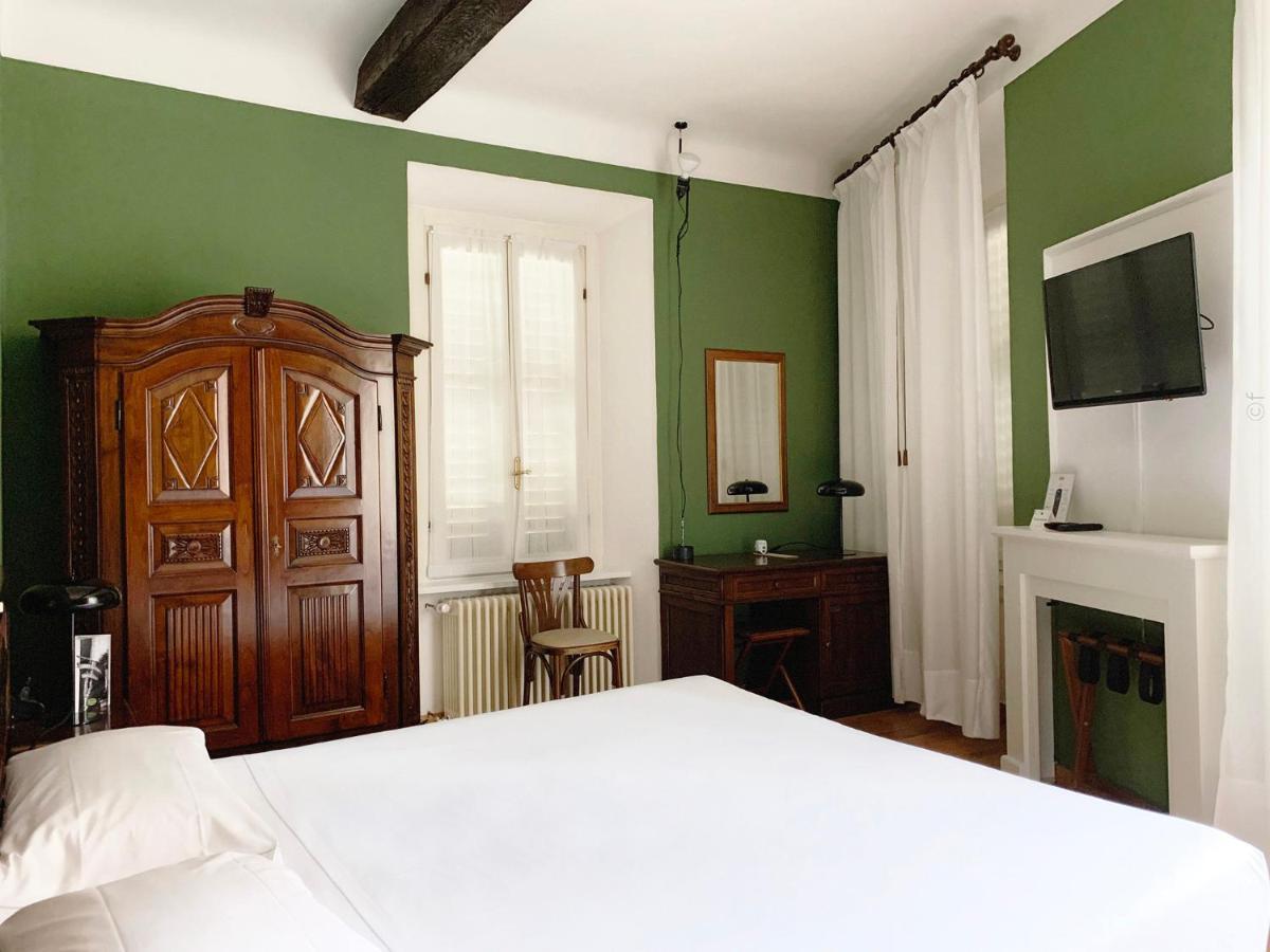 Albergo Bologna วาเรเซ ภายนอก รูปภาพ