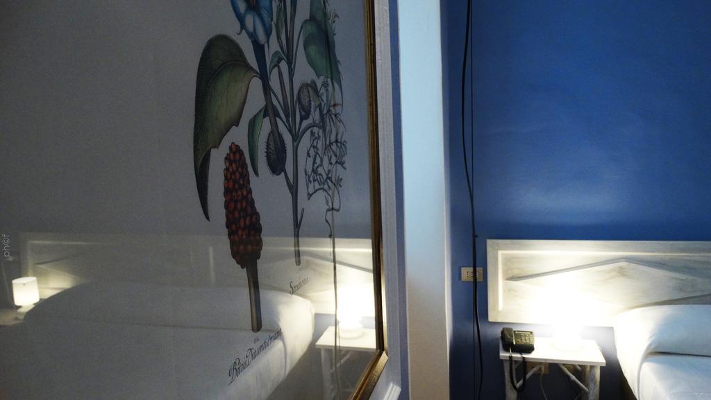 Albergo Bologna วาเรเซ ภายนอก รูปภาพ